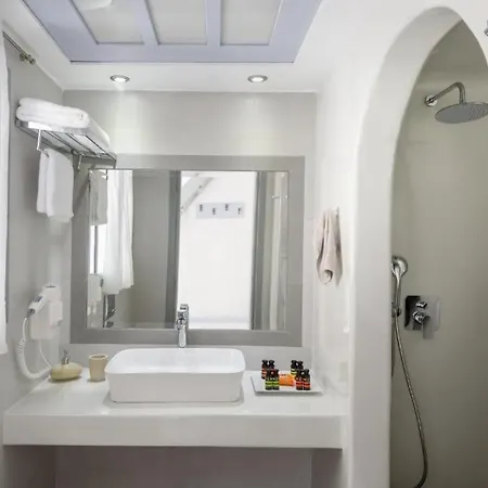 Hotel Antoperla Luxury & Perissa (Santorini)
